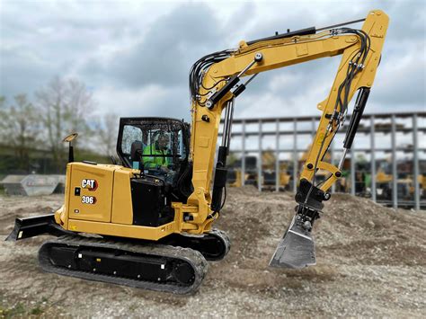 Cat 306 CR Mini Hydraulic Excavator AEHQ8236